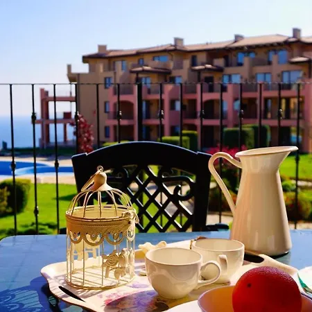 Aparthotel Hc Kaliakria 3*