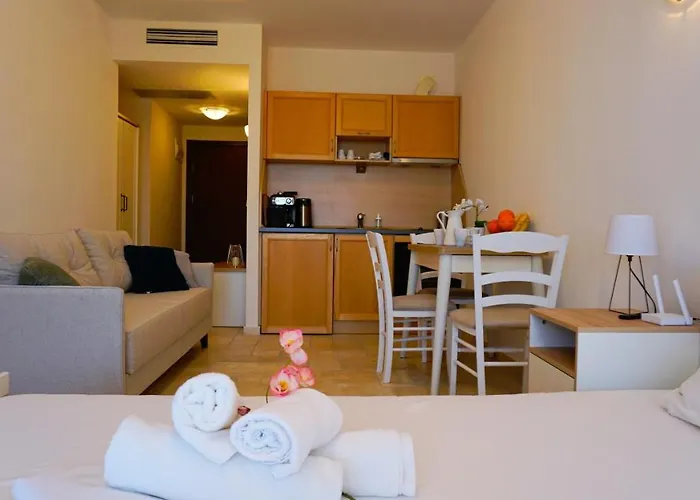 Апартхотел Hc Kaliakria Топола